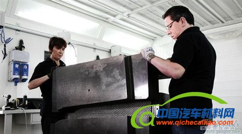 轻量化未来 汽车制造新宠碳纤维材料揭秘
