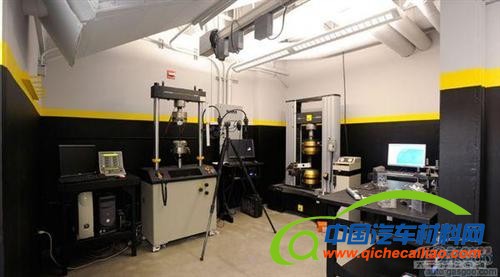 轻量化未来 汽车制造新宠碳纤维材料揭秘