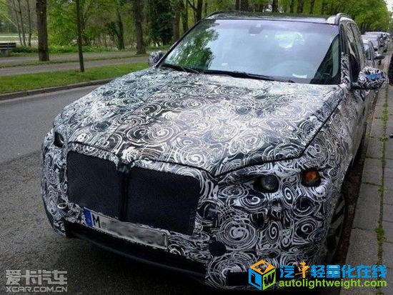 宝马X7 谍照