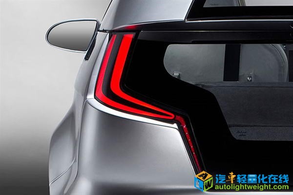 一辆电动汽车 总重450kg 续航160km