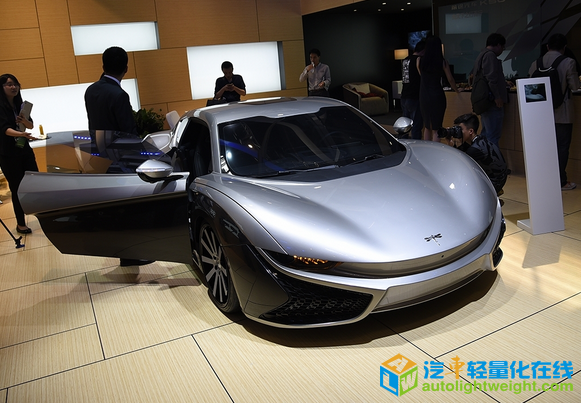 ，汽车轻量化,汽车材料，汽车碳纤维