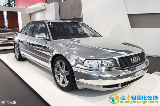 奥迪A8车身