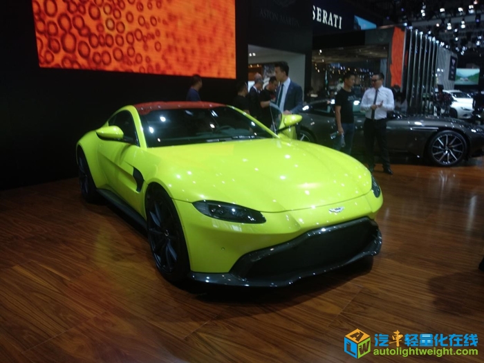 轻量化，汽车轻量化,汽车安全