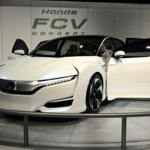 本田新款FCV大量采用高强度钢 实现了轻量车身