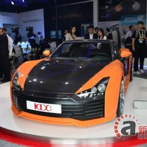 康得复材新能源汽车碳纤维轻量化整体解决方案全球首发