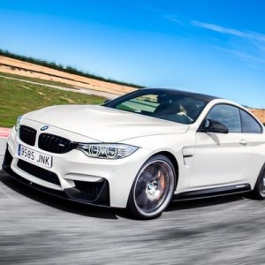 宝马M4 Competition Sport发布 轻量化