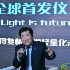 “汽车轻量化已经成为重要的未来” 专访康得新董事长钟玉先生