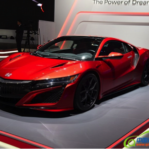 碳纤维等轻质材料的应用 顺应了汽车轻量化趋势