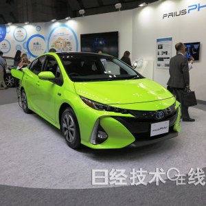 新款普锐斯PHV尾门采用CFRP，减重3kg