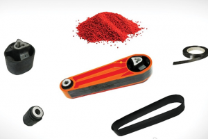 主流的一级汽车供应商转向采用复合材料制造抗振动系统