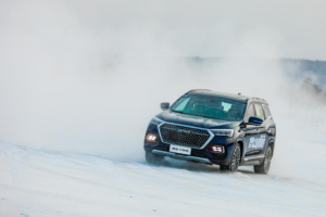 笼式车身、高强度钢、轻量化,捷途X95的安全之“道”