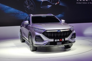 长安欧尚X5轻量化效果惊人，轴距2.71米，仅重1.29吨