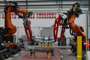 东风轻量化车身连接试制平台正式投用