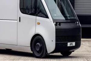 复合材料车身电动货车，可减轻重量，提高耐用性并节省成本