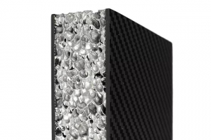 泡沫金属回收材料用于轻量化动力电池